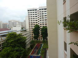 Blk 579 Hougang Avenue 4 (Hougang), HDB Executive #135138282
